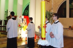weselcie-sie-juz-zastepy-aniolow-w-niebiebr-rezurekcja-wielka-sobota