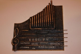 29